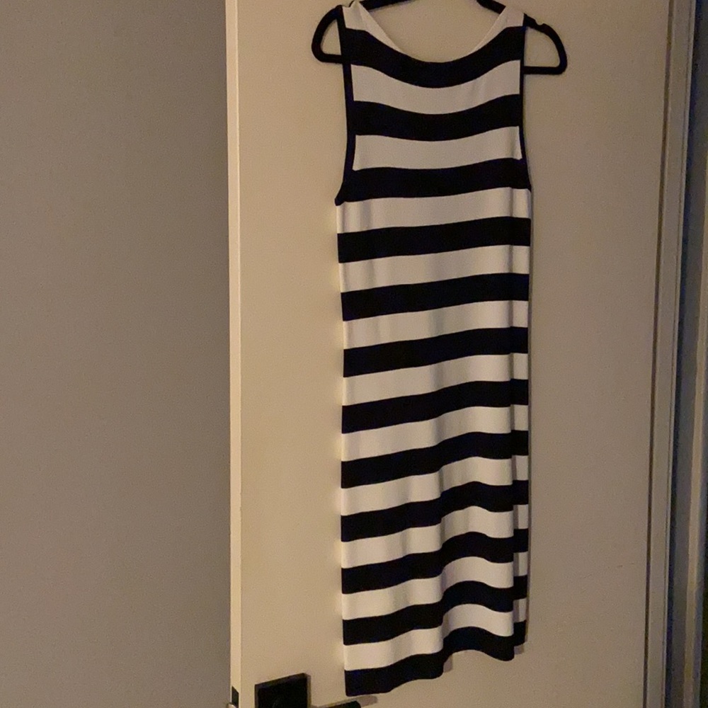 Theory Ribbed Dress - Picture 4 of 4